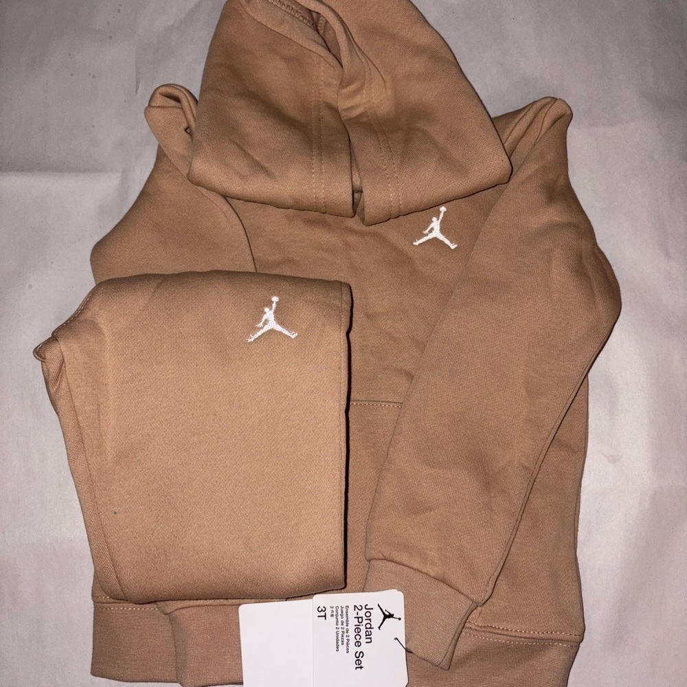 Jordan Toddler Hoodie & Sweatpants Set - Tan with White Jumpman 3T